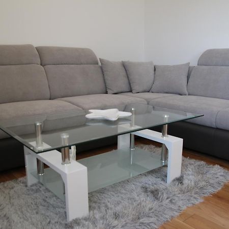 Apartment Mario Podstrana Bagian luar foto